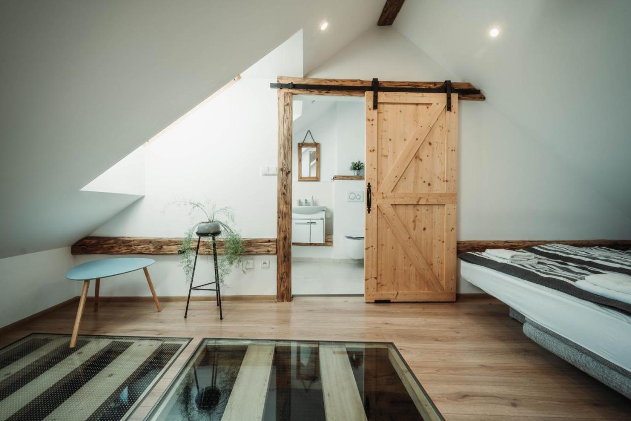 Cakyho Kuria - Mezonetovy Apartman S Krbom A Saunami Smižany Exteriör bild