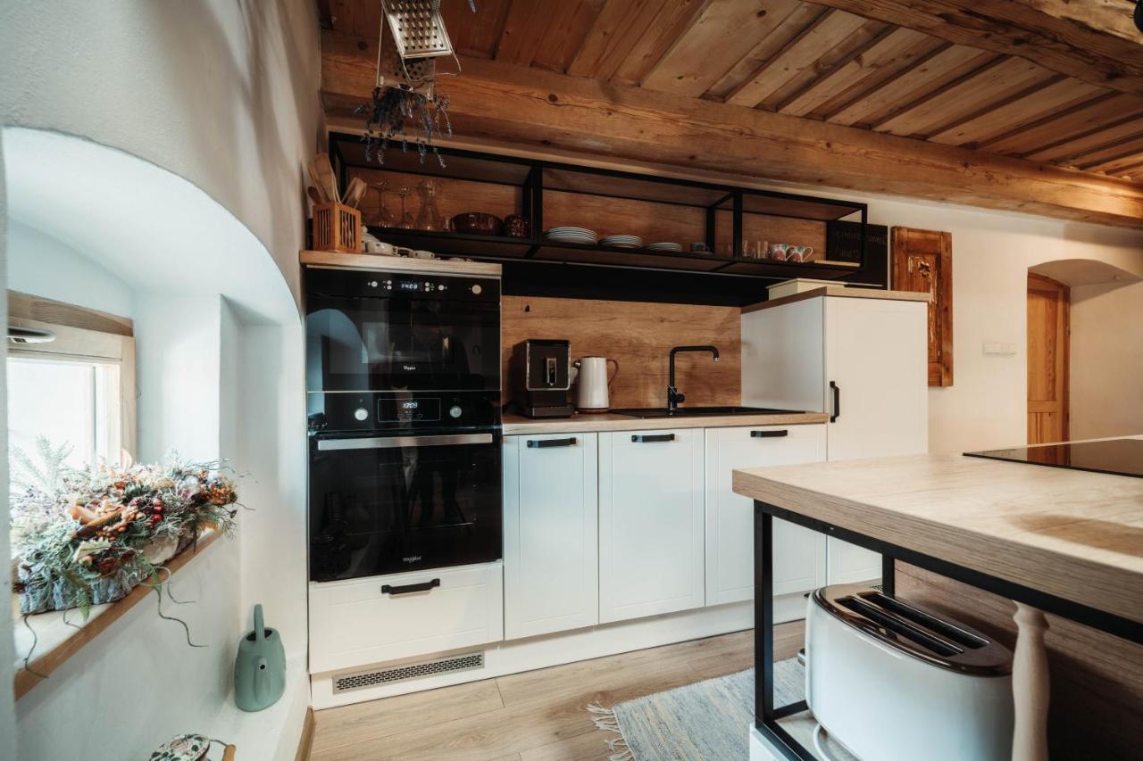 Cakyho Kuria - Mezonetovy Apartman S Krbom A Saunami Smižany Exteriör bild