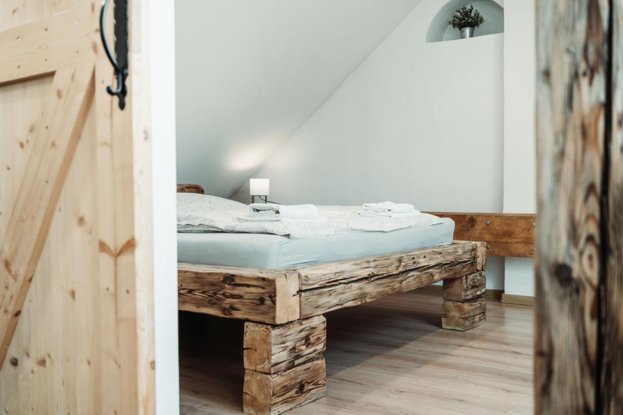 Cakyho Kuria - Mezonetovy Apartman S Krbom A Saunami Smižany Exteriör bild