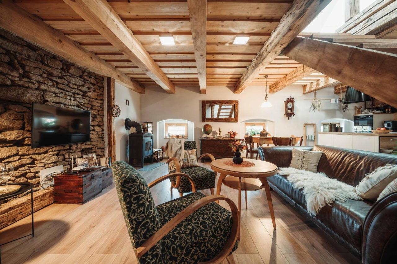 Cakyho Kuria - Mezonetovy Apartman S Krbom A Saunami Smižany Exteriör bild