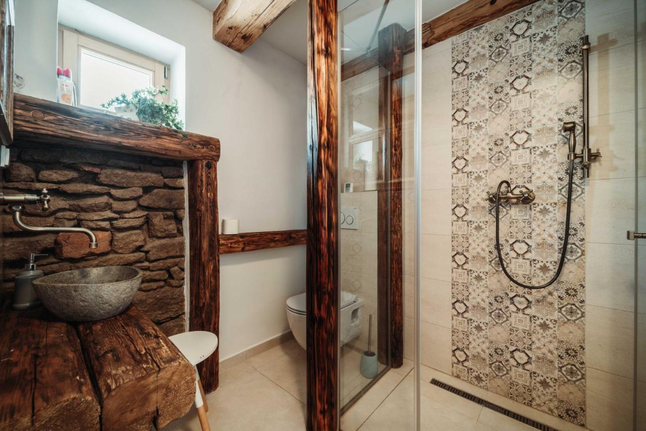 Cakyho Kuria - Mezonetovy Apartman S Krbom A Saunami Smižany Exteriör bild